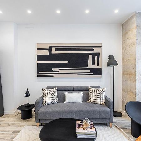 Guestready - Stunning Apartment Near Eiffel Tower Париж Экстерьер фото